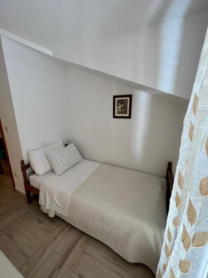Gorana Apartman With Swimming Pool Leilighet Jelsa  Eksteriør bilde